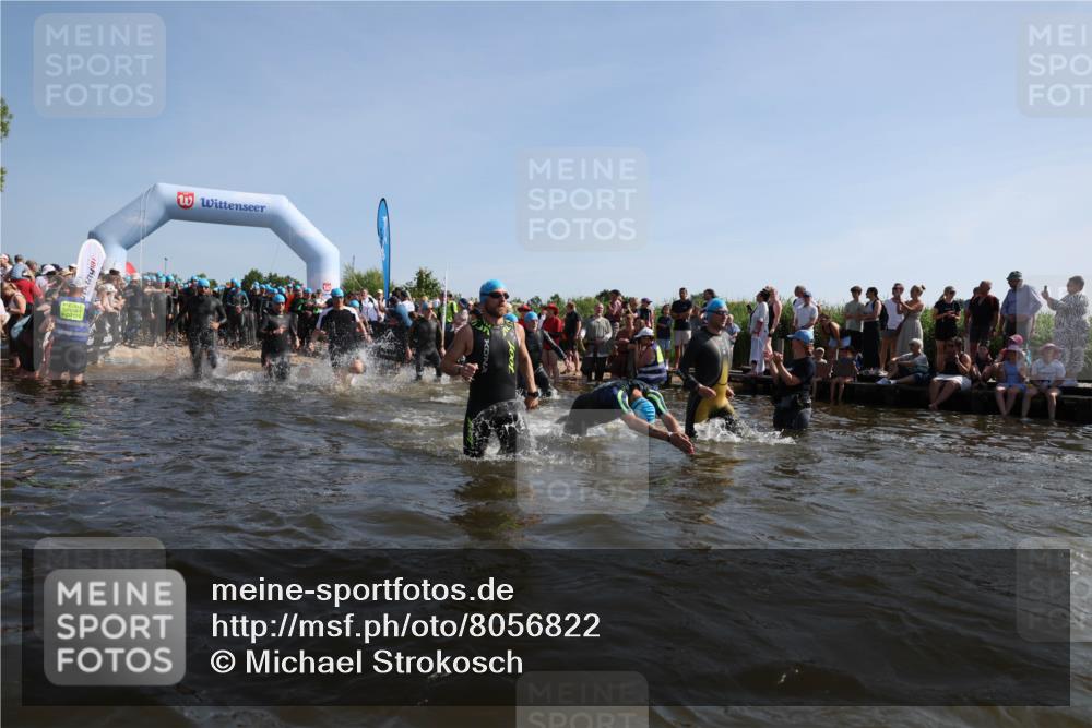 22.06.2025 - Viking Triathlon Michael Strokosch http://msf.ph/oto/8056822 22.06.2025 10:06:14 Schwimmen 39, 41, 60, 84, 110, 117, 153, 191, 266, 325, 385, 440, 446, 487, 535 meine-sportfotos.de