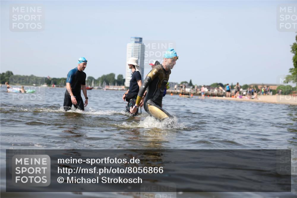 22.06.2025 - Viking Triathlon Michael Strokosch http://msf.ph/oto/8056866 22.06.2025 10:33:04 Schwimmen 91, 113, 287, 399 meine-sportfotos.de