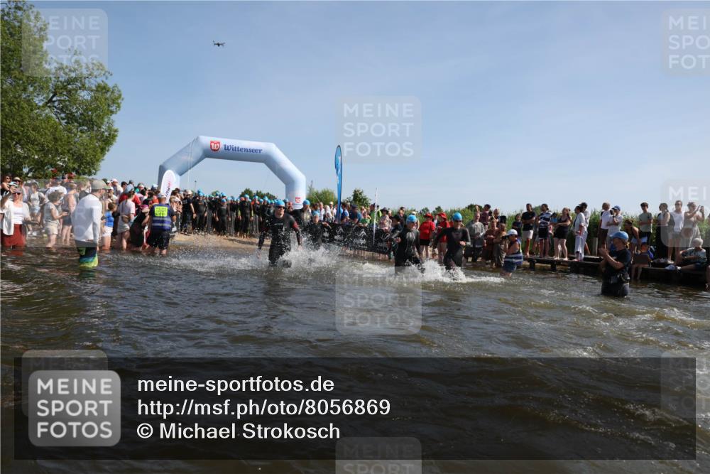 22.06.2025 - Viking Triathlon Michael Strokosch http://msf.ph/oto/8056869 22.06.2025 10:06:25 Schwimmen 18, 24, 36, 117, 153, 168, 186, 192, 261, 298, 385, 450, 487, 535, 606 meine-sportfotos.de