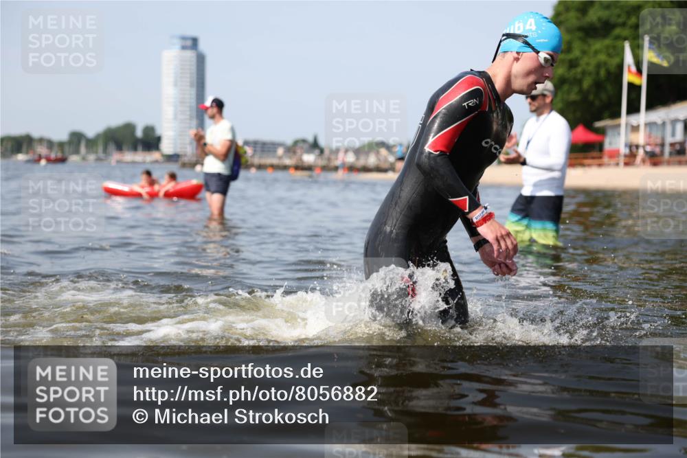 22.06.2025 - Viking Triathlon Michael Strokosch http://msf.ph/oto/8056882 22.06.2025 10:33:19 Schwimmen 28, 300, 387, 524, 608 meine-sportfotos.de