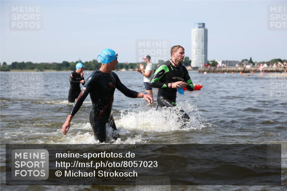 22.06.2025 - Viking Triathlon Michael Strokosch http://msf.ph/oto/8057023 22.06.2025 10:33:53 Schwimmen 5, 50, 75, 149, 184, 229, 242, 349, 438, 478, 532, 540 meine-sportfotos.de