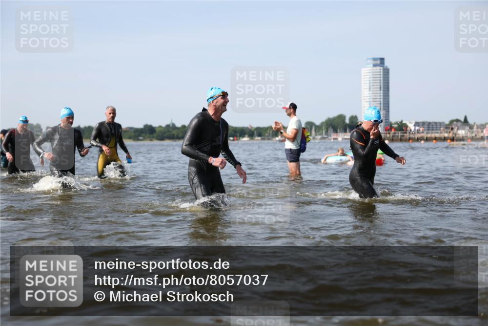 22.06.2025 - Viking Triathlon Michael Strokosch http://msf.ph/oto/8057037 22.06.2025 10:33:56 Schwimmen 50, 75, 149, 184, 229, 242, 349, 429, 438, 478, 532, 540 meine-sportfotos.de