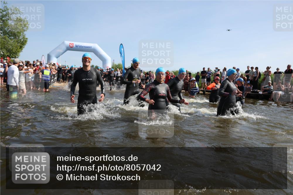 22.06.2025 - Viking Triathlon Michael Strokosch http://msf.ph/oto/8057042 22.06.2025 10:07:18 Schwimmen 123, 190, 201, 202, 223, 256, 267, 273, 326, 333, 343, 402, 421, 425, 463, 519, 531, 607, 637 meine-sportfotos.de