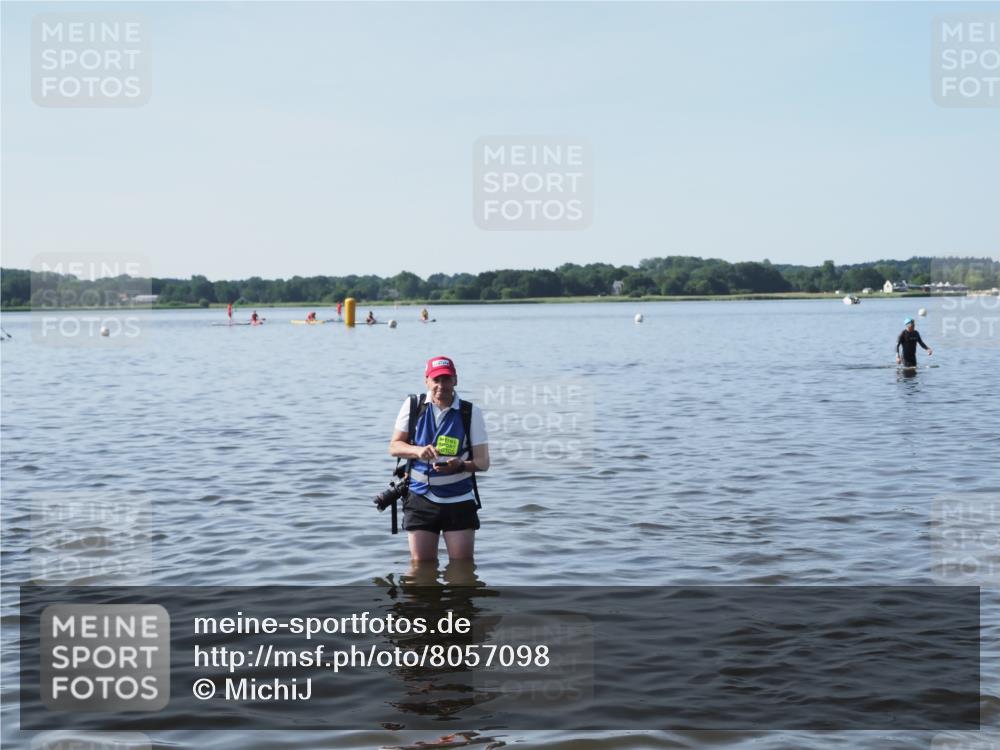 22.06.2025 - Viking Triathlon MichiJ http://msf.ph/oto/8057098 22.06.2025 09:52:46 Schwimmen  meine-sportfotos.de