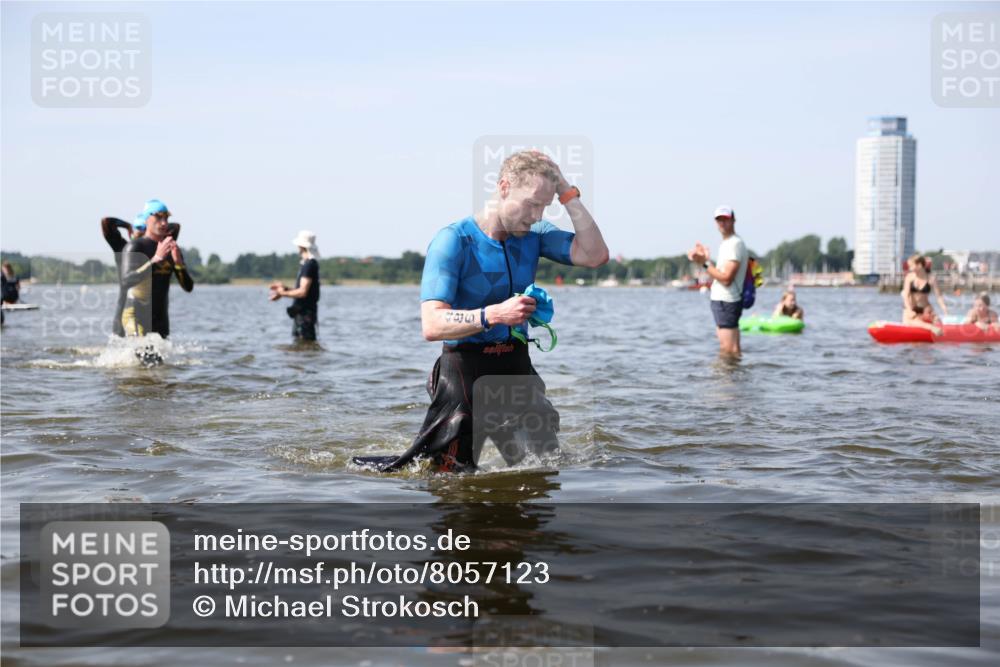 22.06.2025 - Viking Triathlon Michael Strokosch http://msf.ph/oto/8057123 22.06.2025 10:34:22 Schwimmen 46, 294, 306, 366, 430, 486, 520, 527, 546 meine-sportfotos.de