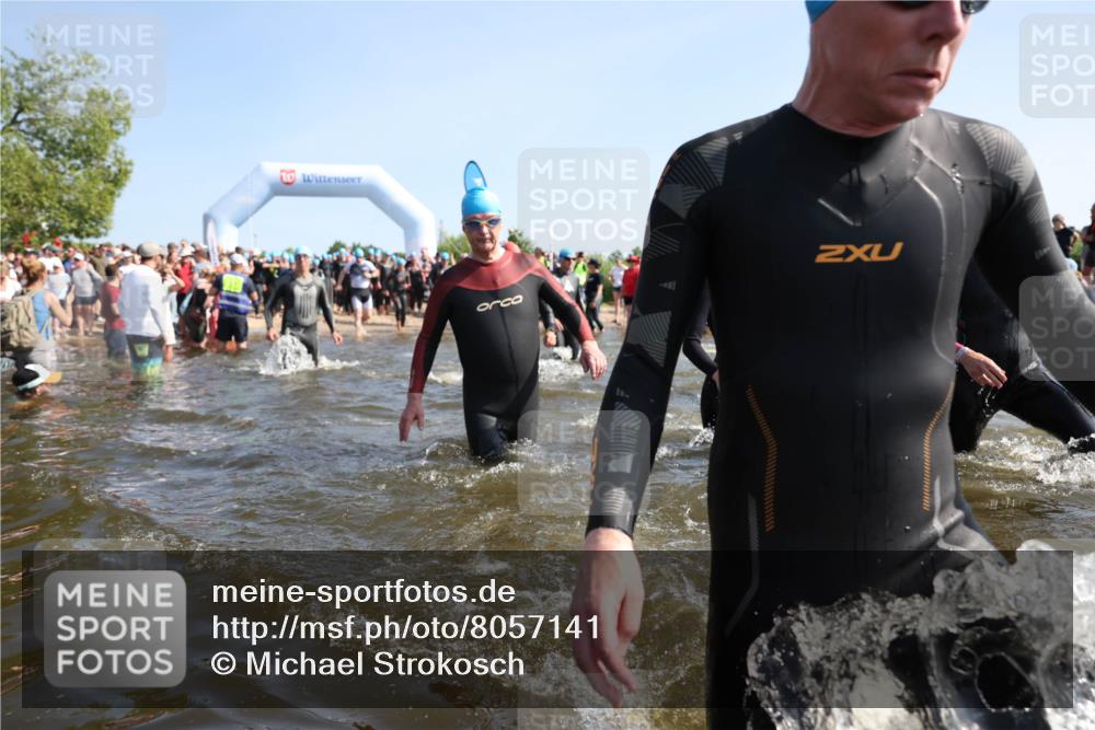 22.06.2025 - Viking Triathlon Michael Strokosch http://msf.ph/oto/8057141 22.06.2025 10:07:47 Schwimmen 16, 76, 95, 102, 143, 263, 363, 372, 436, 453, 477, 503, 547, 621, 624 meine-sportfotos.de