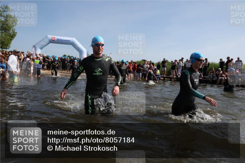 22.06.2025 - Viking Triathlon Michael Strokosch http://msf.ph/oto/8057184 22.06.2025 10:08:00 Schwimmen 31, 130, 206, 268, 292, 308, 412, 422, 452, 466, 523, 543, 647, 650 meine-sportfotos.de