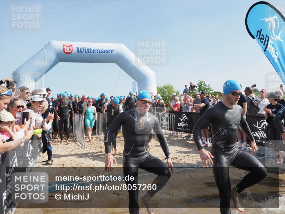 22.06.2025 - Viking Triathlon MichiJ http://msf.ph/oto/8057260 22.06.2025 10:00:11 Schwimmen 2, 4, 100, 122, 329, 485, 521, 609 meine-sportfotos.de