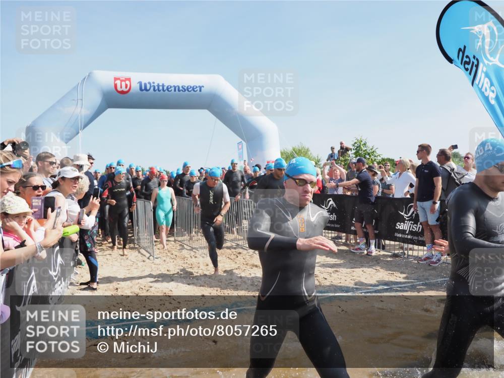 22.06.2025 - Viking Triathlon MichiJ http://msf.ph/oto/8057265 22.06.2025 10:00:11 Schwimmen 2, 4, 100, 122, 329, 485, 521, 609 meine-sportfotos.de