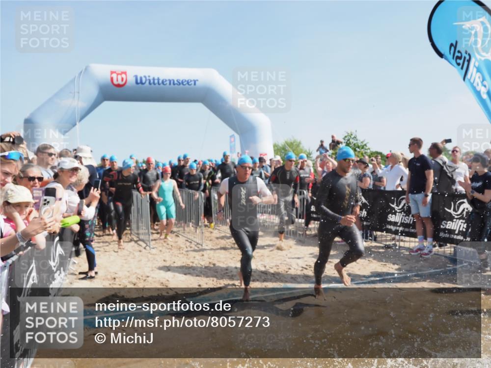 22.06.2025 - Viking Triathlon MichiJ http://msf.ph/oto/8057273 22.06.2025 10:00:12 Schwimmen 2, 4, 100, 122, 329, 485, 521, 544, 609 meine-sportfotos.de