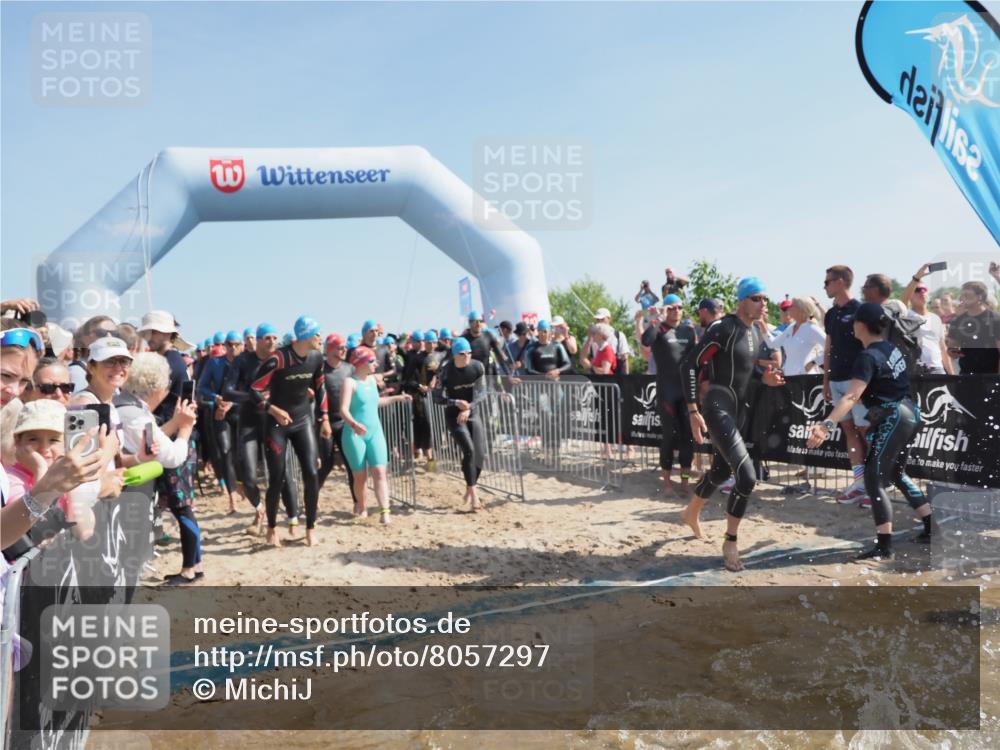 22.06.2025 - Viking Triathlon MichiJ http://msf.ph/oto/8057297 22.06.2025 10:00:13 Schwimmen 2, 4, 10, 49, 100, 122, 329, 420, 485, 521, 544, 609 meine-sportfotos.de