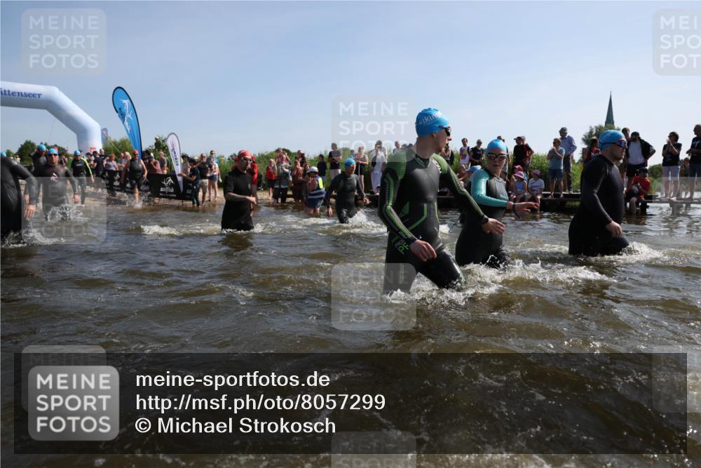 22.06.2025 - Viking Triathlon Michael Strokosch http://msf.ph/oto/8057299 22.06.2025 10:08:48 Schwimmen 136, 160, 234, 241, 356, 359, 405, 459, 470, 471, 483, 634, 640, 656 meine-sportfotos.de