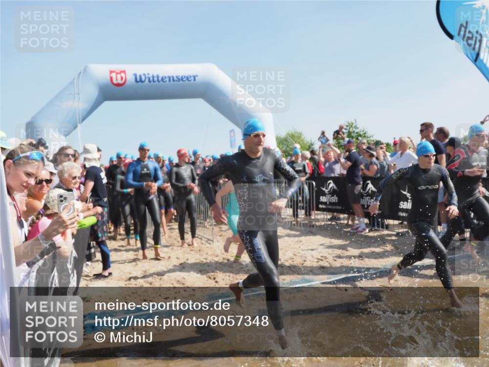 22.06.2025 - Viking Triathlon MichiJ http://msf.ph/oto/8057348 22.06.2025 10:00:15 Schwimmen 2, 4, 10, 49, 81, 100, 122, 329, 420, 485, 521, 544, 609, 611 meine-sportfotos.de