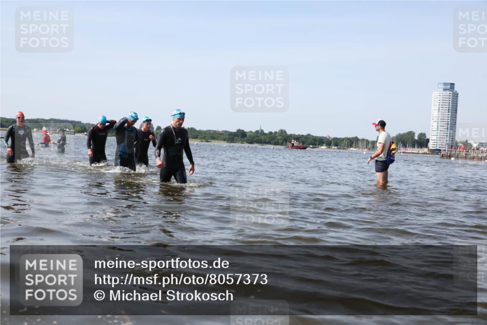 22.06.2025 - Viking Triathlon Michael Strokosch http://msf.ph/oto/8057373 22.06.2025 10:35:13 Schwimmen 139, 157, 204, 296, 365, 495, 508, 632, 660 meine-sportfotos.de