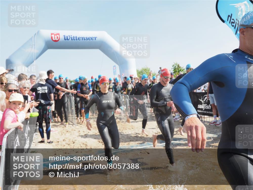 22.06.2025 - Viking Triathlon MichiJ http://msf.ph/oto/8057388 22.06.2025 10:00:18 Schwimmen 2, 4, 10, 15, 28, 49, 81, 100, 122, 175, 288, 329, 367, 420, 455, 473, 485, 521, 544, 557, 609, 610, 611, 617 meine-sportfotos.de
