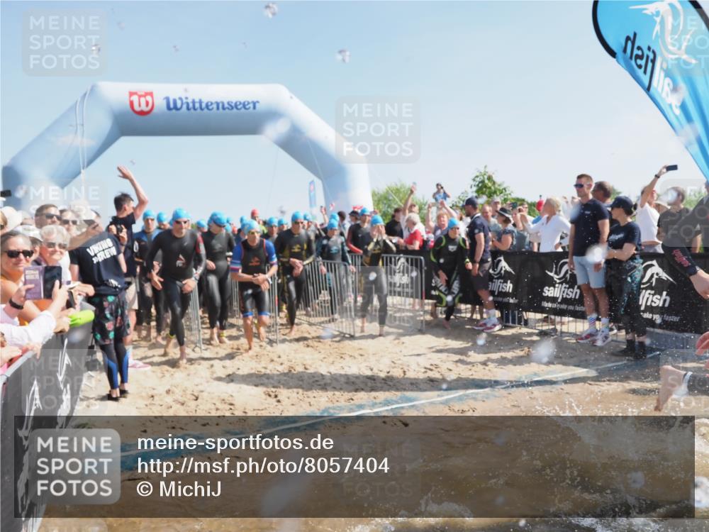 22.06.2025 - Viking Triathlon MichiJ http://msf.ph/oto/8057404 22.06.2025 10:00:19 Schwimmen 2, 4, 10, 15, 28, 49, 81, 100, 122, 175, 288, 329, 367, 420, 455, 473, 485, 521, 544, 557, 609, 610, 611, 617 meine-sportfotos.de