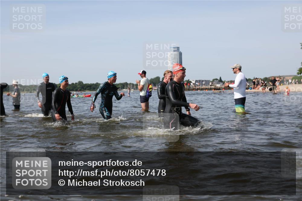 22.06.2025 - Viking Triathlon Michael Strokosch http://msf.ph/oto/8057478 22.06.2025 10:38:23 Schwimmen 22, 61, 89, 209, 269, 398, 419, 428, 447, 509, 535, 603, 659, 662 meine-sportfotos.de