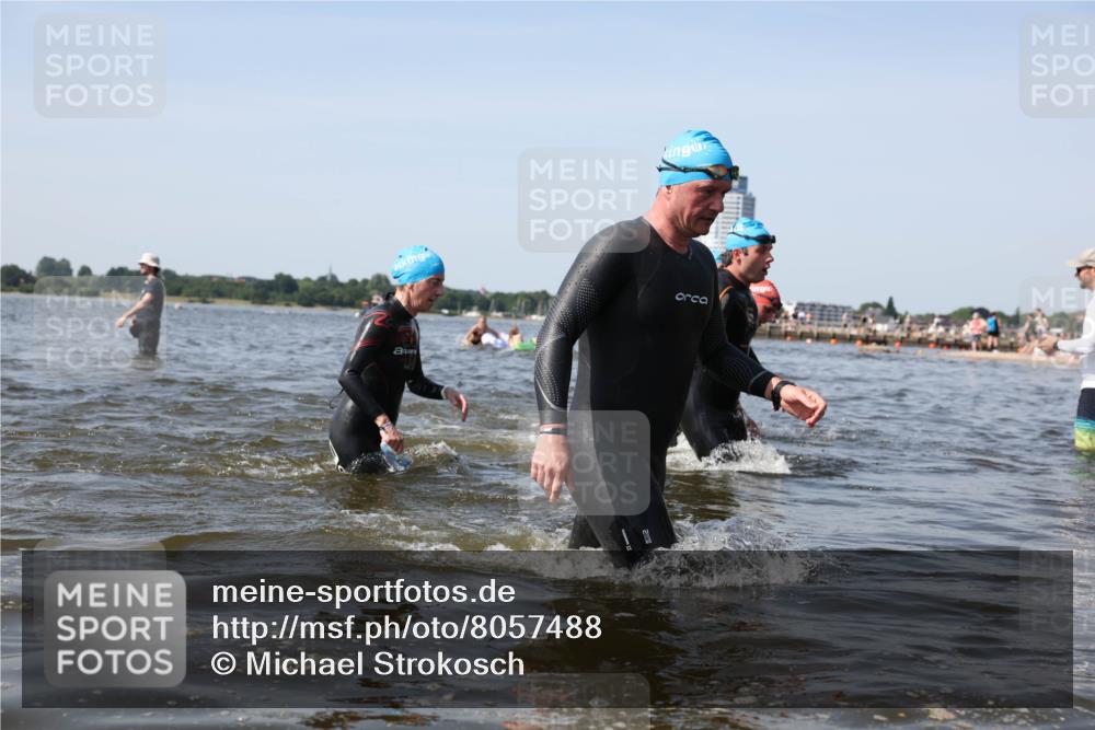 22.06.2025 - Viking Triathlon Michael Strokosch http://msf.ph/oto/8057488 22.06.2025 10:35:36 Schwimmen 20, 47, 62, 107, 127, 134, 154, 320, 395, 415, 482, 602 meine-sportfotos.de