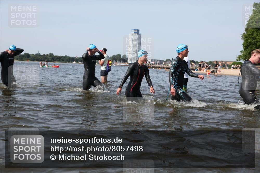 22.06.2025 - Viking Triathlon Michael Strokosch http://msf.ph/oto/8057498 22.06.2025 10:38:25 Schwimmen 22, 89, 209, 269, 398, 419, 428, 447, 509, 535, 601, 603, 659, 662 meine-sportfotos.de