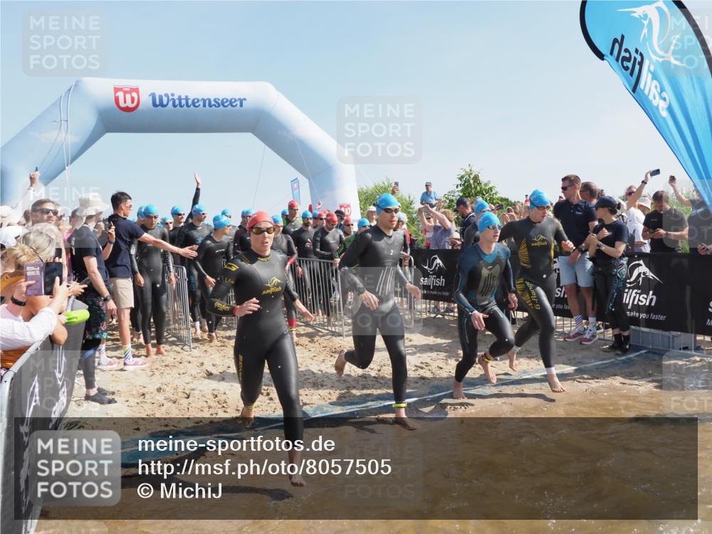 22.06.2025 - Viking Triathlon MichiJ http://msf.ph/oto/8057505 22.06.2025 10:00:24 Schwimmen 6, 10, 14, 15, 28, 46, 49, 52, 81, 122, 152, 175, 176, 198, 230, 286, 288, 329, 367, 420, 455, 473, 485, 544, 557, 610, 611, 617, 661 meine-sportfotos.de