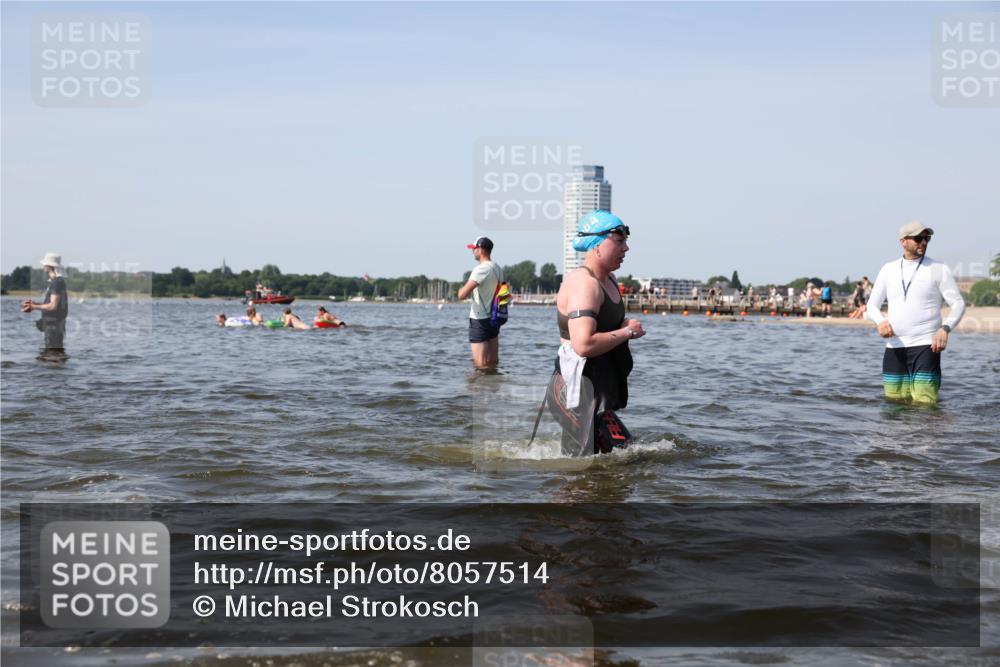 22.06.2025 - Viking Triathlon Michael Strokosch http://msf.ph/oto/8057514 22.06.2025 10:35:41 Schwimmen 20, 47, 62, 127, 134, 154, 415, 602 meine-sportfotos.de