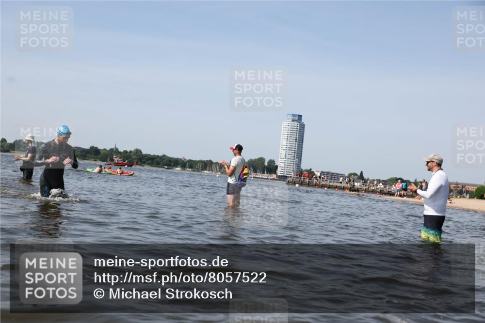 22.06.2025 - Viking Triathlon Michael Strokosch http://msf.ph/oto/8057522 22.06.2025 10:35:52 Schwimmen 47, 265, 313, 377, 552, 636 meine-sportfotos.de