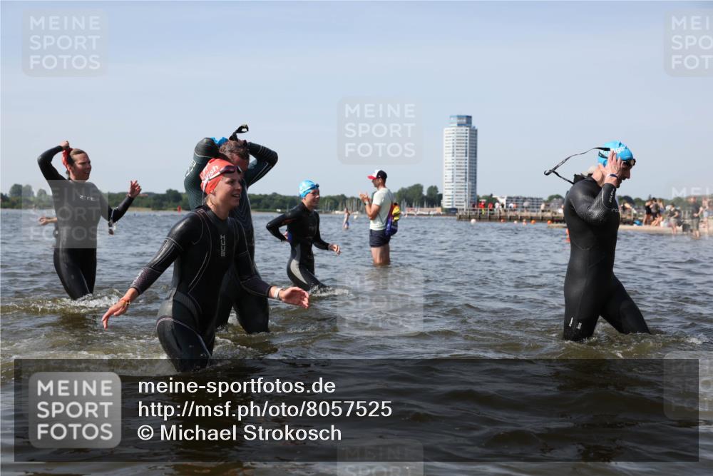 22.06.2025 - Viking Triathlon Michael Strokosch http://msf.ph/oto/8057525 22.06.2025 10:38:30 Schwimmen 22, 85, 156, 215, 269, 398, 419, 428, 447, 509, 535, 601, 603, 659, 662 meine-sportfotos.de