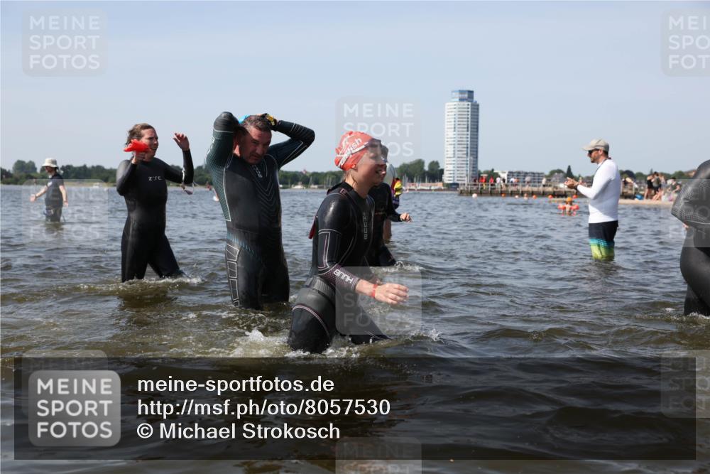 22.06.2025 - Viking Triathlon Michael Strokosch http://msf.ph/oto/8057530 22.06.2025 10:38:31 Schwimmen 22, 85, 156, 215, 269, 398, 419, 428, 447, 509, 535, 601, 603, 659, 662 meine-sportfotos.de