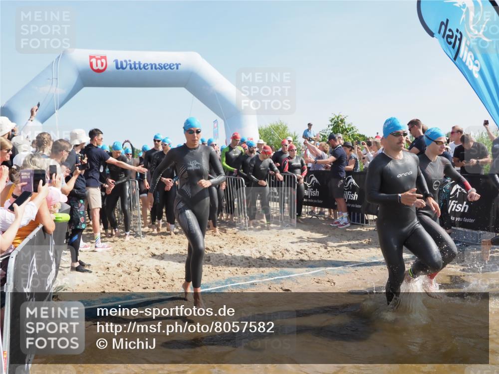 22.06.2025 - Viking Triathlon MichiJ http://msf.ph/oto/8057582 22.06.2025 10:00:28 Schwimmen 1, 6, 13, 14, 15, 28, 30, 46, 52, 81, 152, 175, 176, 198, 230, 286, 288, 367, 374, 401, 455, 473, 534, 557, 610, 611, 617, 623, 661 meine-sportfotos.de