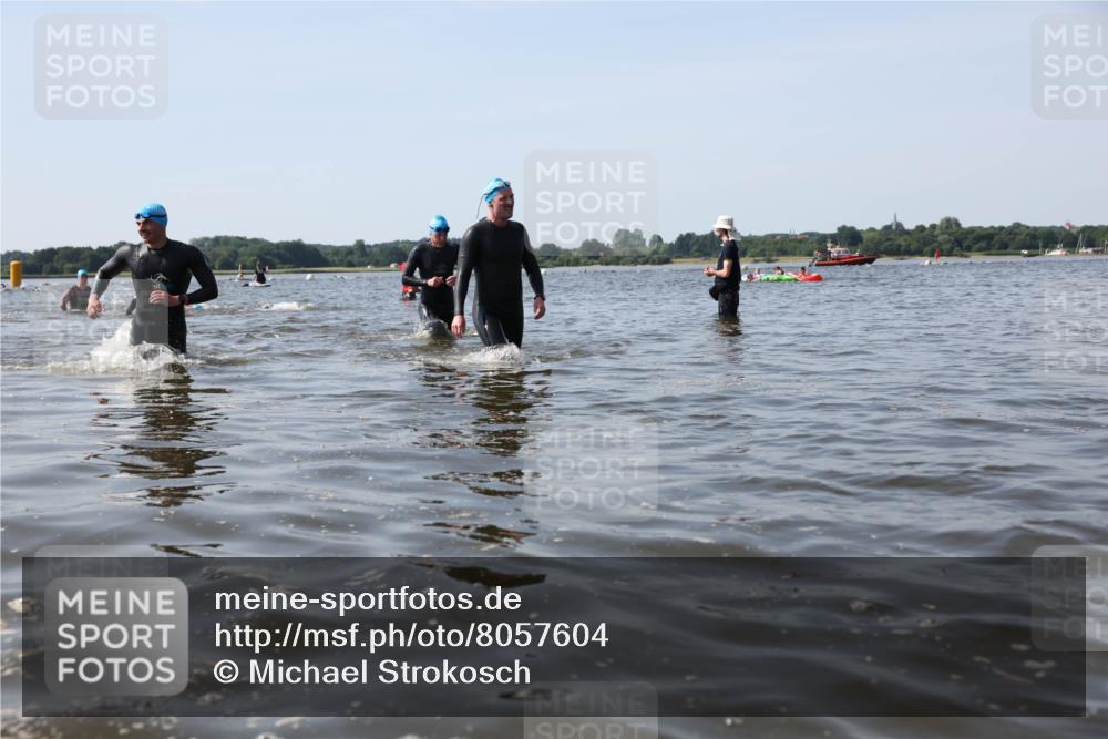 22.06.2025 - Viking Triathlon Michael Strokosch http://msf.ph/oto/8057604 22.06.2025 10:36:13 Schwimmen 19, 101, 313, 334, 407, 448, 636 meine-sportfotos.de