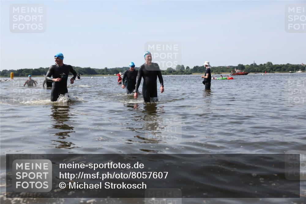 22.06.2025 - Viking Triathlon Michael Strokosch http://msf.ph/oto/8057607 22.06.2025 10:36:13 Schwimmen 19, 101, 313, 334, 407, 448, 636 meine-sportfotos.de
