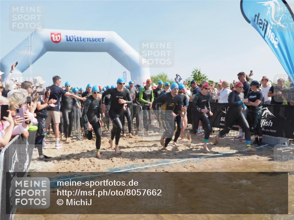 22.06.2025 - Viking Triathlon MichiJ http://msf.ph/oto/8057662 22.06.2025 10:00:33 Schwimmen 1, 6, 7, 11, 13, 14, 30, 45, 46, 52, 87, 152, 176, 178, 196, 198, 200, 230, 286, 374, 401, 526, 534, 623, 628, 641, 642, 651, 661 meine-sportfotos.de