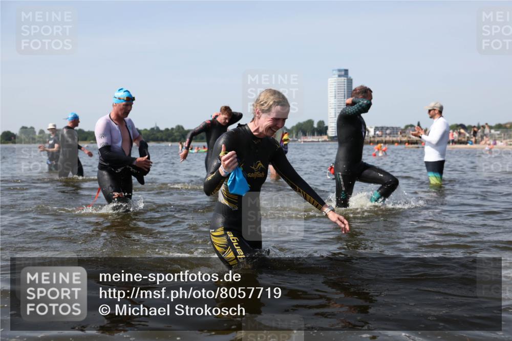 22.06.2025 - Viking Triathlon Michael Strokosch http://msf.ph/oto/8057719 22.06.2025 10:39:07 Schwimmen 40, 57, 79, 148, 181, 182, 185, 276, 295, 351, 386, 408, 416, 451, 536, 654 meine-sportfotos.de