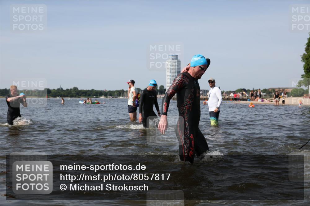 22.06.2025 - Viking Triathlon Michael Strokosch http://msf.ph/oto/8057817 22.06.2025 10:39:27 Schwimmen 83, 93, 117, 138, 150, 182, 195, 238, 298, 324, 337, 386, 474, 529, 536 meine-sportfotos.de