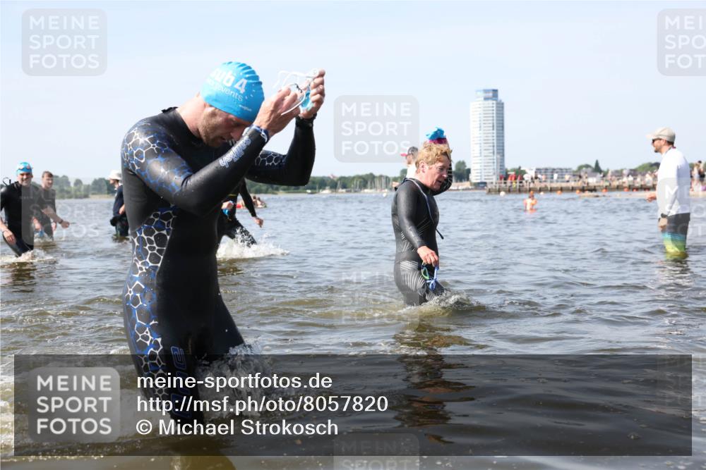 22.06.2025 - Viking Triathlon Michael Strokosch http://msf.ph/oto/8057820 22.06.2025 10:37:11 Schwimmen 172, 233, 355, 370, 383, 454, 500, 513, 649 meine-sportfotos.de
