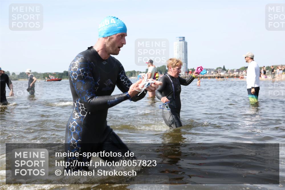 22.06.2025 - Viking Triathlon Michael Strokosch http://msf.ph/oto/8057823 22.06.2025 10:37:11 Schwimmen 172, 233, 355, 370, 383, 454, 500, 513, 649 meine-sportfotos.de