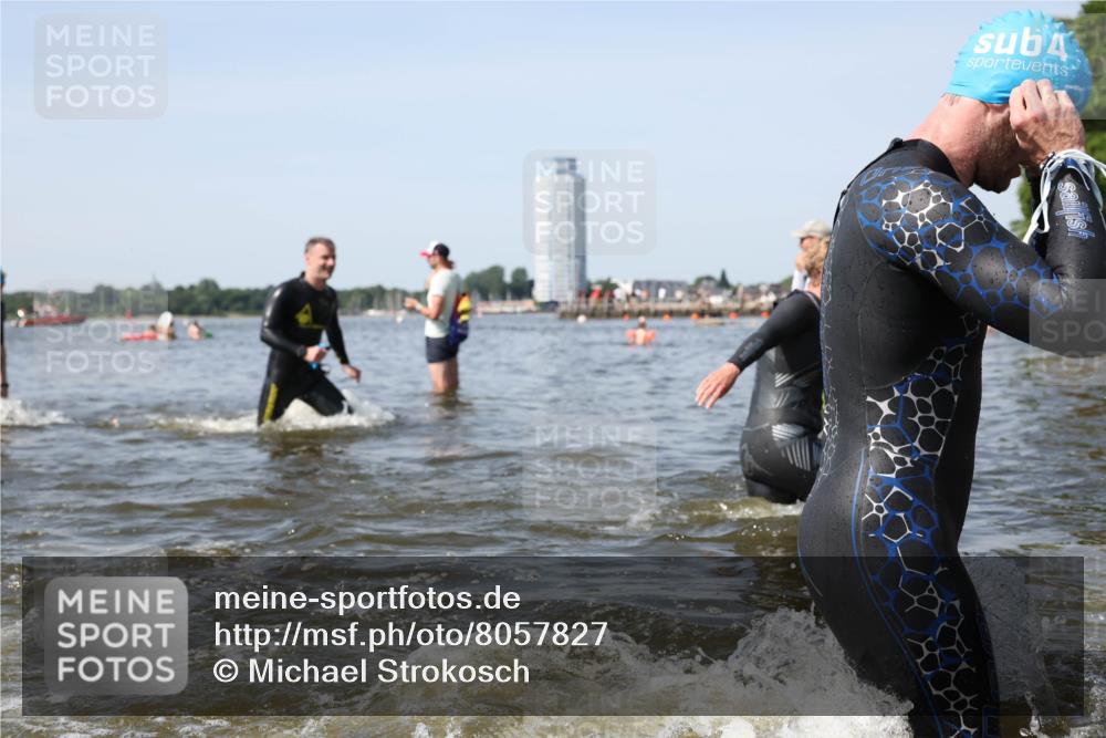22.06.2025 - Viking Triathlon Michael Strokosch http://msf.ph/oto/8057827 22.06.2025 10:37:12 Schwimmen 172, 233, 355, 370, 383, 454, 500, 513, 649 meine-sportfotos.de