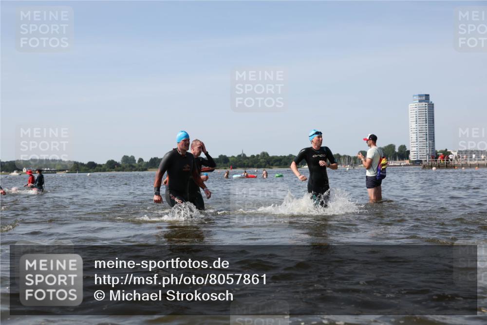 22.06.2025 - Viking Triathlon Michael Strokosch http://msf.ph/oto/8057861 22.06.2025 10:37:20 Schwimmen 34, 131, 172, 180, 233, 253, 312, 316, 344, 370, 383, 454, 513, 649 meine-sportfotos.de