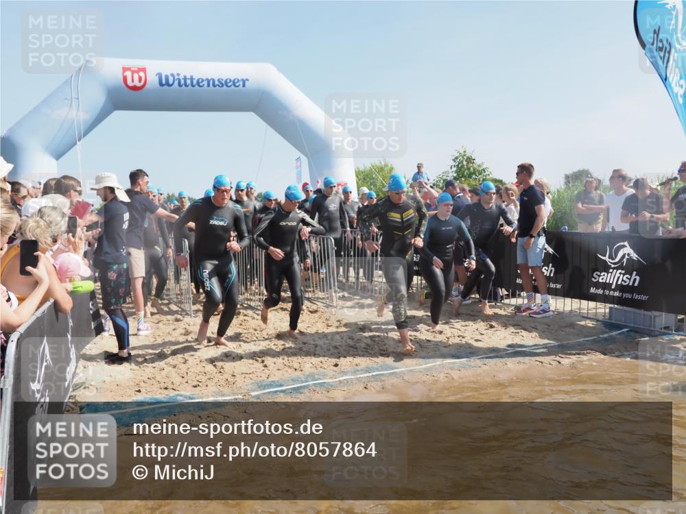 22.06.2025 - Viking Triathlon MichiJ http://msf.ph/oto/8057864 22.06.2025 10:00:56 Schwimmen 50, 90, 113, 124, 132, 236, 243, 258, 300, 301, 347, 352, 384, 652, 658 meine-sportfotos.de