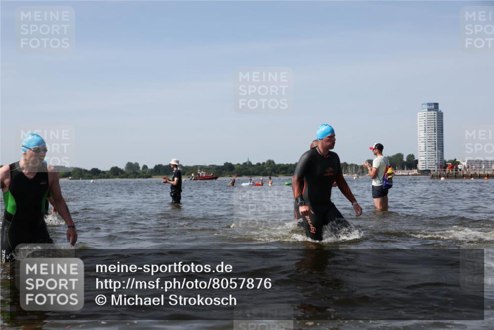 22.06.2025 - Viking Triathlon Michael Strokosch http://msf.ph/oto/8057876 22.06.2025 10:37:22 Schwimmen 21, 34, 131, 172, 180, 233, 253, 312, 316, 344, 370, 383, 454, 456, 513, 649 meine-sportfotos.de