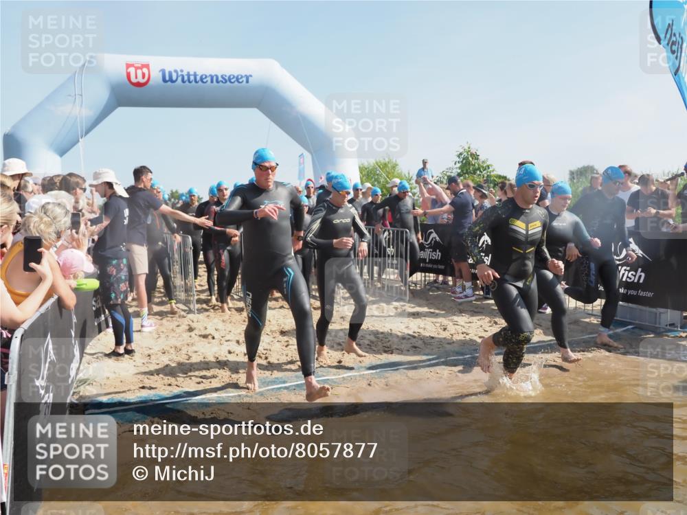 22.06.2025 - Viking Triathlon MichiJ http://msf.ph/oto/8057877 22.06.2025 10:00:56 Schwimmen 50, 90, 113, 124, 132, 236, 243, 258, 300, 301, 347, 352, 384, 652, 658 meine-sportfotos.de