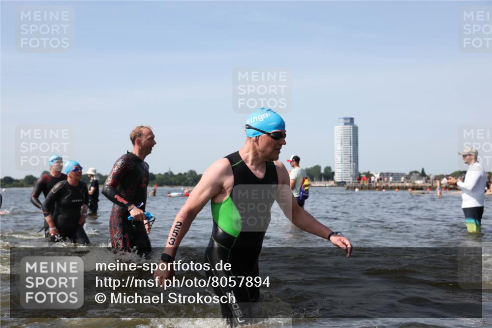 22.06.2025 - Viking Triathlon Michael Strokosch http://msf.ph/oto/8057894 22.06.2025 10:37:24 Schwimmen 21, 34, 131, 141, 172, 180, 187, 233, 253, 312, 316, 344, 370, 383, 456, 649 meine-sportfotos.de