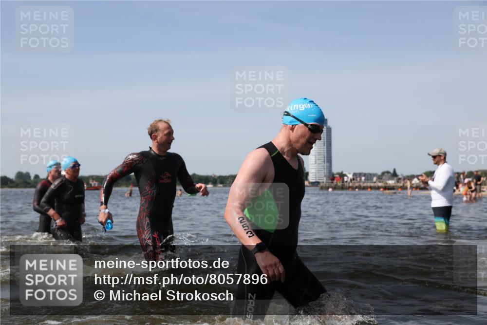 22.06.2025 - Viking Triathlon Michael Strokosch http://msf.ph/oto/8057896 22.06.2025 10:37:25 Schwimmen 21, 34, 131, 141, 180, 187, 233, 253, 312, 316, 344, 370, 383, 456, 649 meine-sportfotos.de
