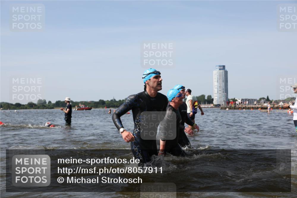 22.06.2025 - Viking Triathlon Michael Strokosch http://msf.ph/oto/8057911 22.06.2025 10:37:27 Schwimmen 21, 34, 131, 141, 163, 180, 187, 233, 253, 312, 316, 344, 370, 383, 456, 639 meine-sportfotos.de