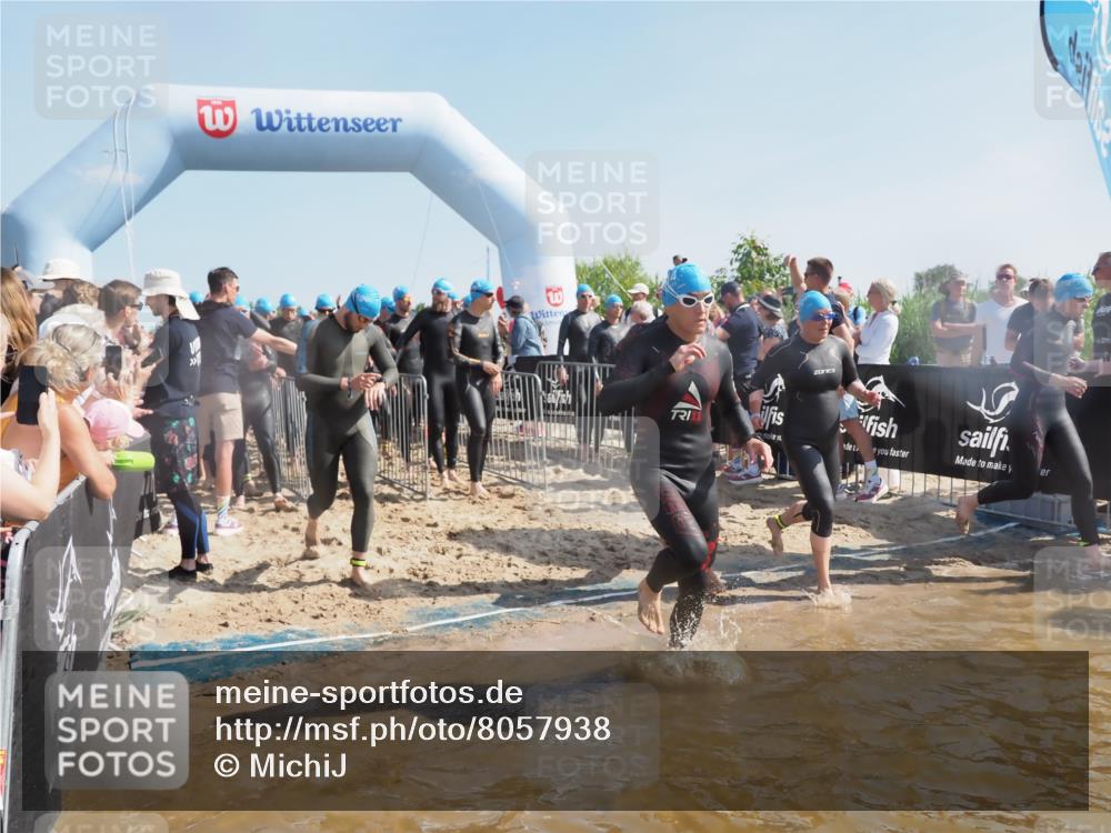 22.06.2025 - Viking Triathlon MichiJ http://msf.ph/oto/8057938 22.06.2025 10:01:06 Schwimmen 12, 50, 63, 113, 124, 131, 147, 236, 294, 330, 347, 350, 443, 458, 488 meine-sportfotos.de