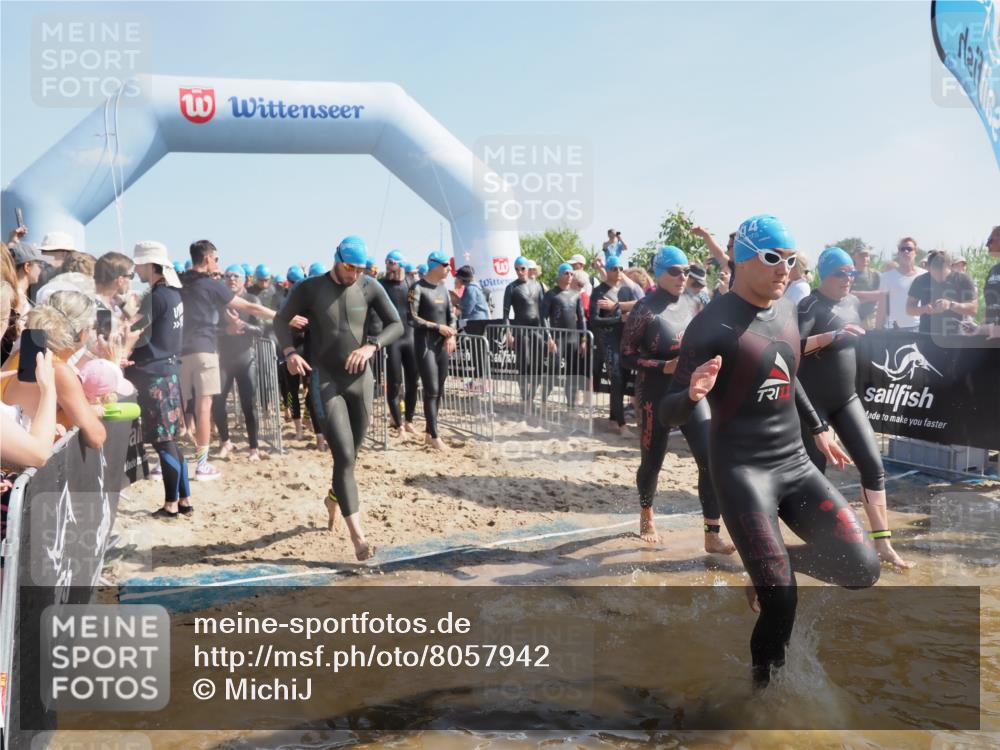22.06.2025 - Viking Triathlon MichiJ http://msf.ph/oto/8057942 22.06.2025 10:01:07 Schwimmen 12, 50, 63, 113, 124, 131, 147, 236, 294, 330, 347, 350, 443, 458, 488 meine-sportfotos.de