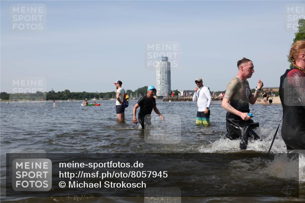 22.06.2025 - Viking Triathlon Michael Strokosch http://msf.ph/oto/8057945 22.06.2025 10:39:53 Schwimmen 29, 283, 423, 437, 518 meine-sportfotos.de