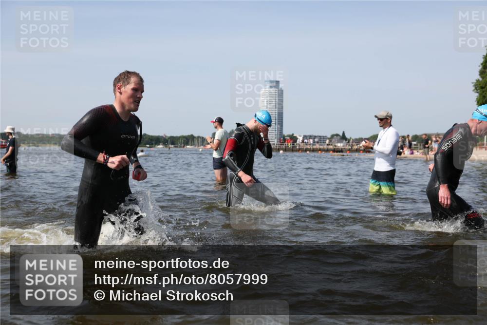 22.06.2025 - Viking Triathlon Michael Strokosch http://msf.ph/oto/8057999 22.06.2025 10:37:47 Schwimmen 163, 177, 245, 335, 396, 411, 433, 506, 614, 619, 639, 645 meine-sportfotos.de