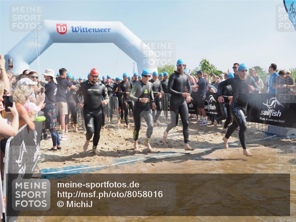 22.06.2025 - Viking Triathlon MichiJ http://msf.ph/oto/8058016 22.06.2025 10:01:16 Schwimmen 38, 53, 131, 147, 173, 214, 284, 287, 311, 330, 341, 443, 444, 488, 643 meine-sportfotos.de