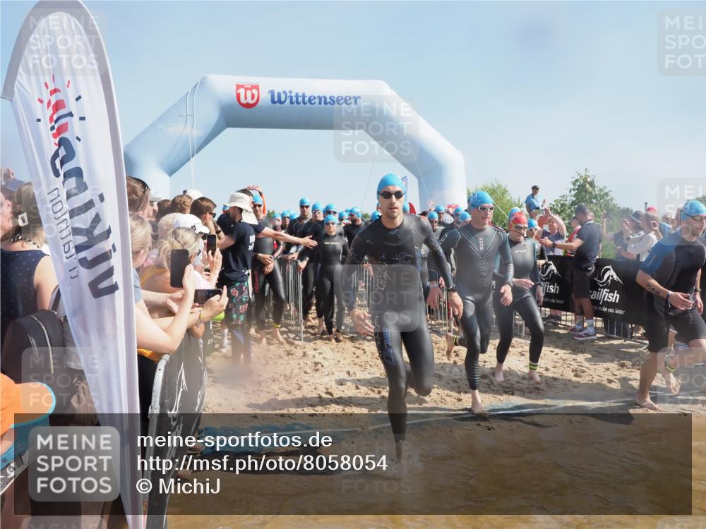 22.06.2025 - Viking Triathlon MichiJ http://msf.ph/oto/8058054 22.06.2025 10:01:31 Schwimmen 99, 162, 203, 216, 224, 226, 237, 272, 381, 393, 399, 461, 507, 510, 626 meine-sportfotos.de